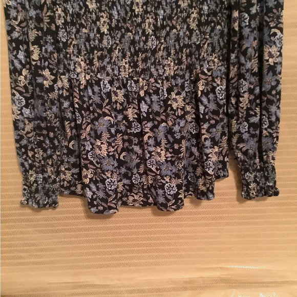 GOOD HART~PEPLUM HEM BLOUSE~ XS - Picture 6 of 6